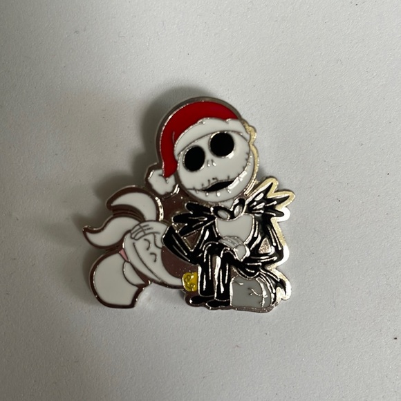 Nightmare before Christmas jack skellington and zero pin - Picture 1 of 3